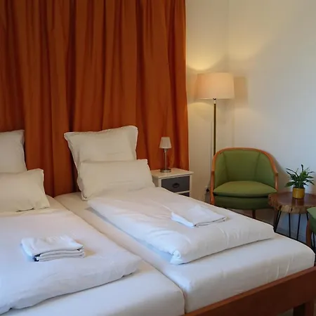 3 Wohnung, Netflix, Balkon, Skyline Blick Apartment *