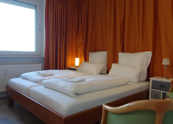 Apartment 3 Wohnung, Netflix, Balkon, Skyline Blick *